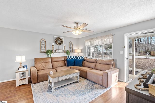 110 Old Timber Road, Woodruff, SC 29388