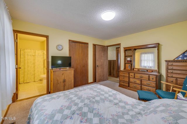 1308 Reedy Creek Road, Bristol, TN 37620