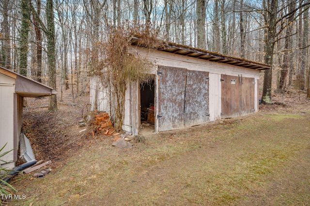 1308 Reedy Creek Road, Bristol, TN 37620