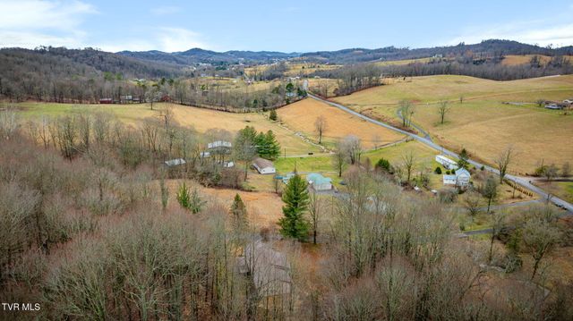 1308 Reedy Creek Road, Bristol, TN 37620