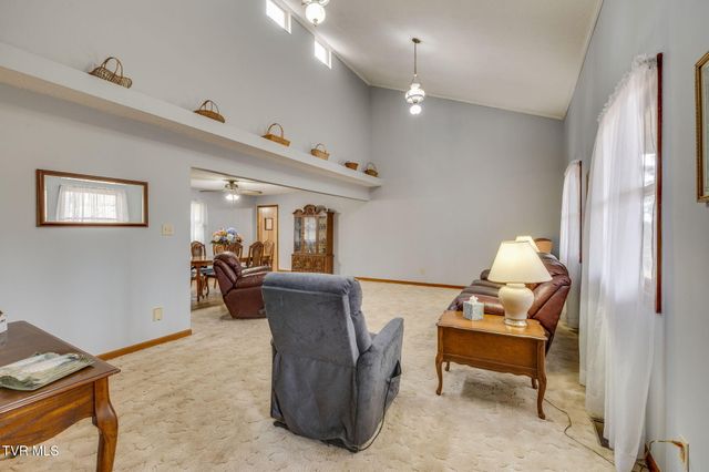 1308 Reedy Creek Road, Bristol, TN 37620