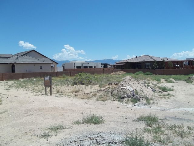 6614 Kimmick Drive NW, Albuquerque, NM 87120