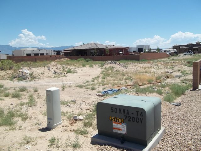 6614 Kimmick Drive NW, Albuquerque, NM 87120