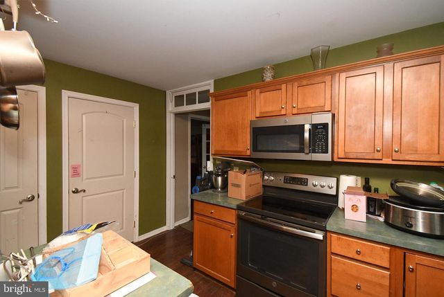 107 CLARION DR, Douglassville, PA 19518