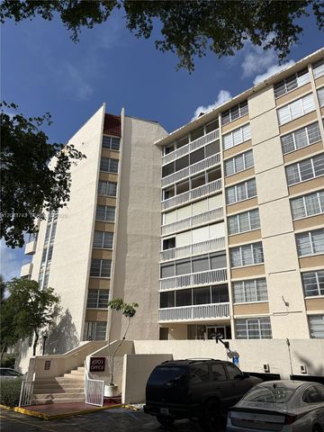 6901 Environ Blvd 6C, Lauderhill, FL 33319