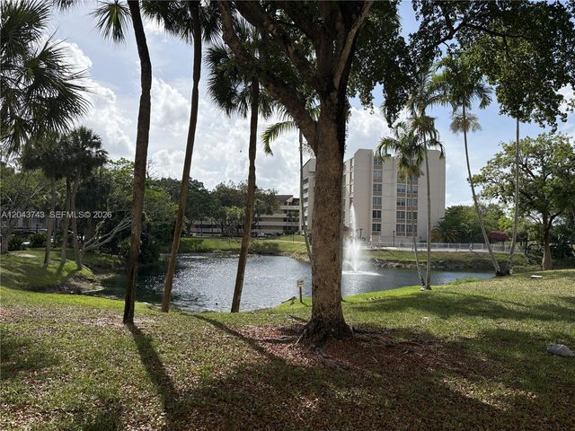 6901 Environ Blvd 6C, Lauderhill, FL 33319
