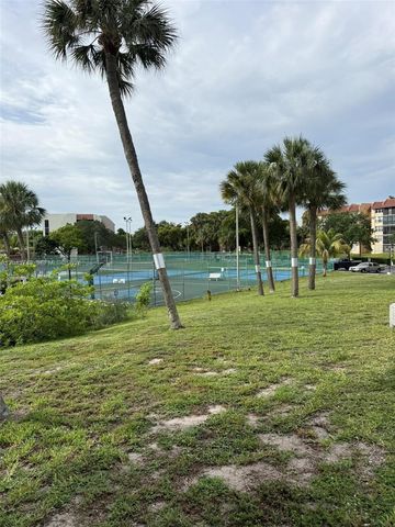 6901 Environ Blvd 6C, Lauderhill, FL 33319