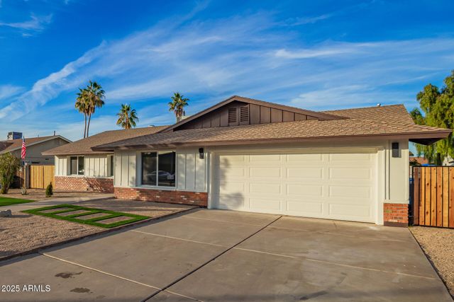 2910 W ANDERSON Drive, Phoenix, AZ 85053