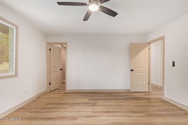 2910 W ANDERSON Drive, Phoenix, AZ 85053