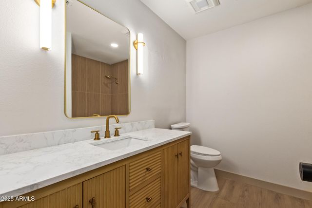 2910 W ANDERSON Drive, Phoenix, AZ 85053