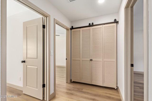 2910 W ANDERSON Drive, Phoenix, AZ 85053