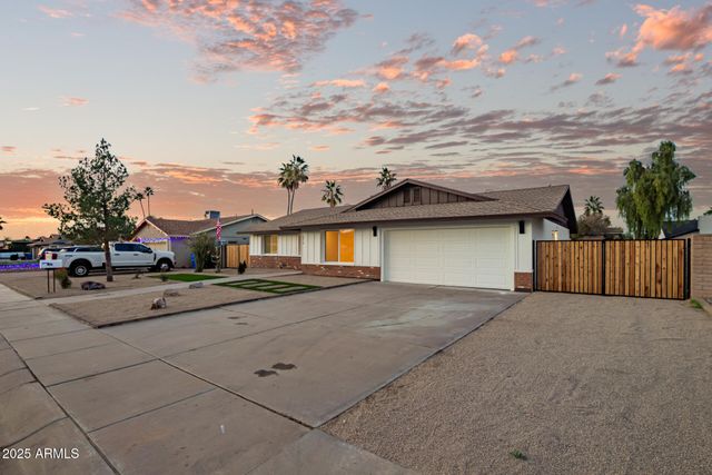 2910 W ANDERSON Drive, Phoenix, AZ 85053