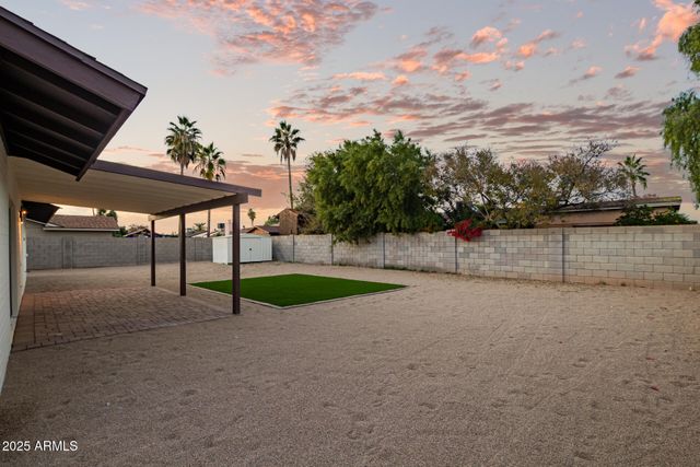 2910 W ANDERSON Drive, Phoenix, AZ 85053