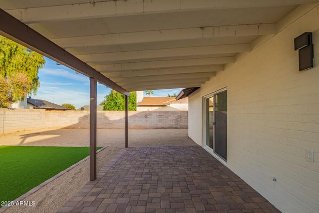 2910 W ANDERSON Drive, Phoenix, AZ 85053