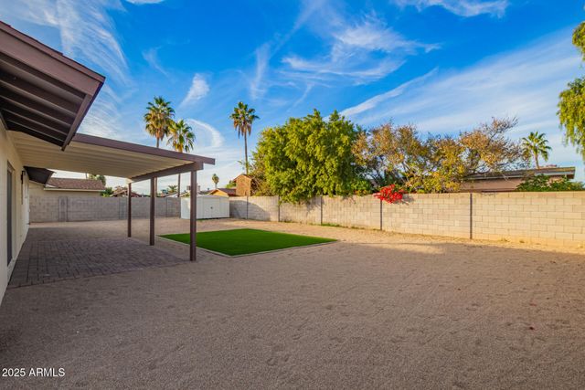 2910 W ANDERSON Drive, Phoenix, AZ 85053