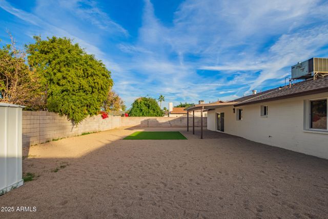 2910 W ANDERSON Drive, Phoenix, AZ 85053