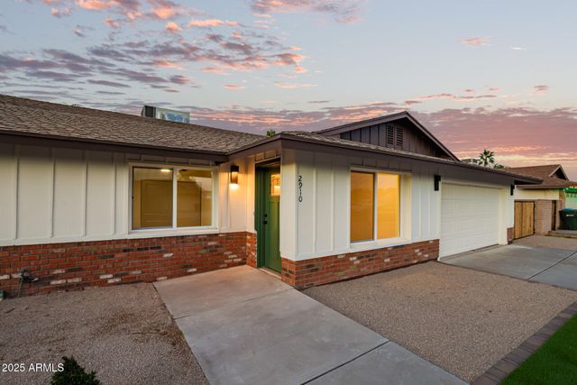 2910 W ANDERSON Drive, Phoenix, AZ 85053