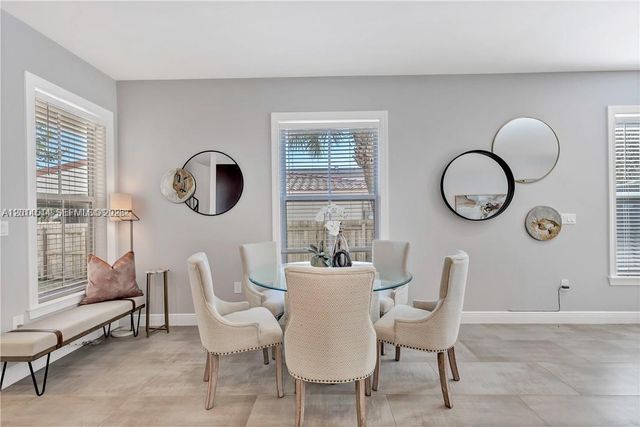 1031 NE 13th Avenue, Fort Lauderdale, FL 33304