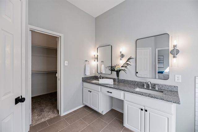 2129 Wallbrook Drive, Lewisville, TX 75067