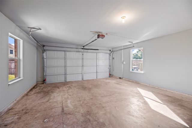 2129 Wallbrook Drive, Lewisville, TX 75067