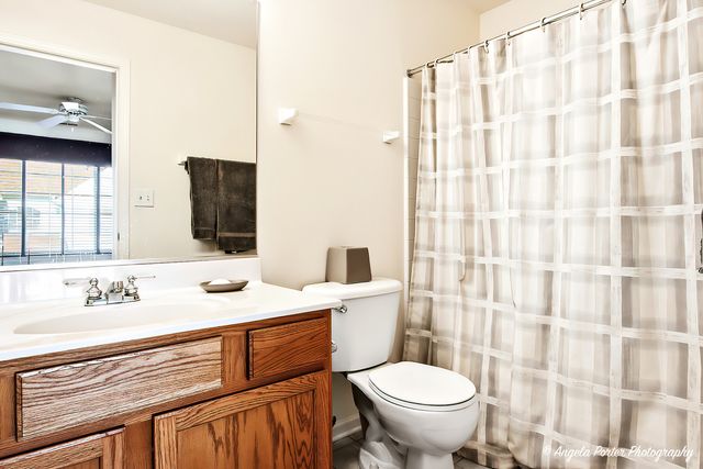 548 New Haven Drive 548, Cary, IL 60013