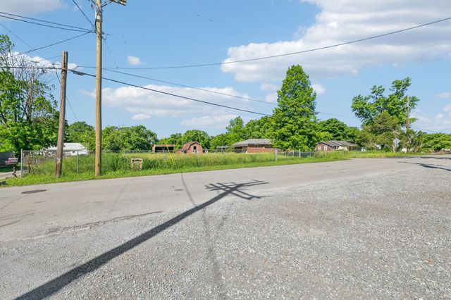 102 Scenic View Rd, Old Hickory, TN 37138