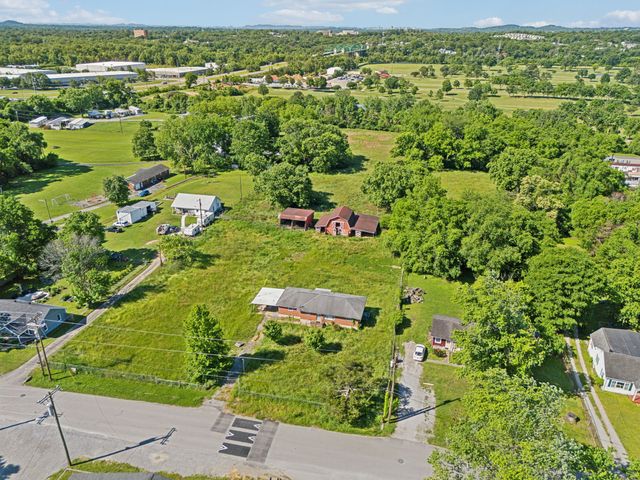 102 Scenic View Rd, Old Hickory, TN 37138