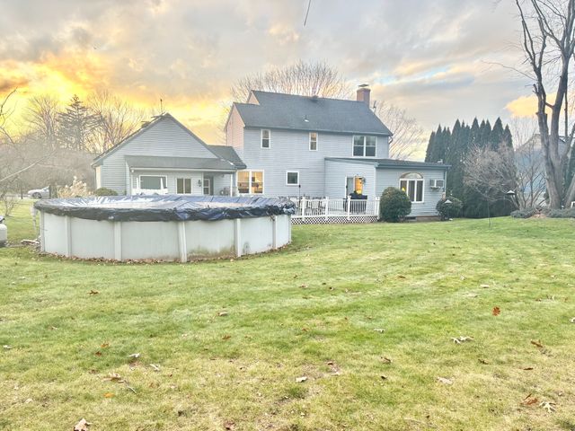 11 Bentley Drive, Manchester, CT 06042