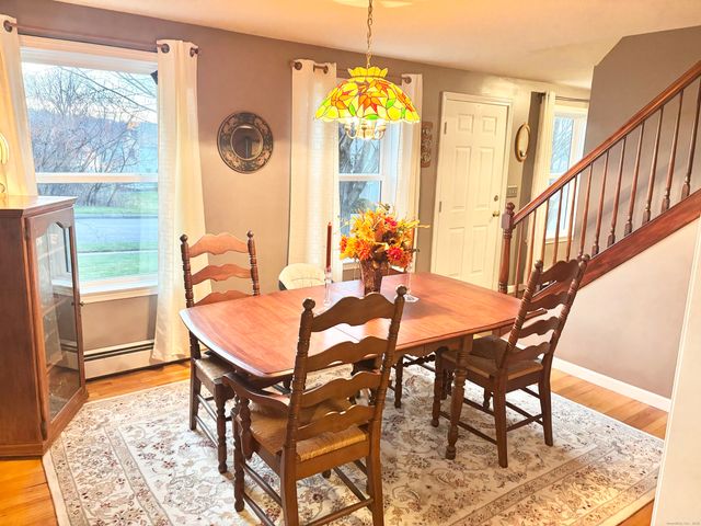 11 Bentley Drive, Manchester, CT 06042