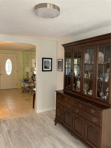 7628 VALLEY COURT, New Port Richey, FL 34653