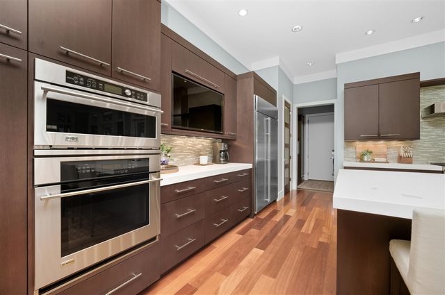 2323 Shelter Pointe Drive, Kalamazoo, MI 49008