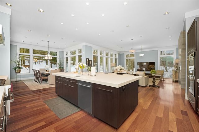 2323 Shelter Pointe Drive, Kalamazoo, MI 49008