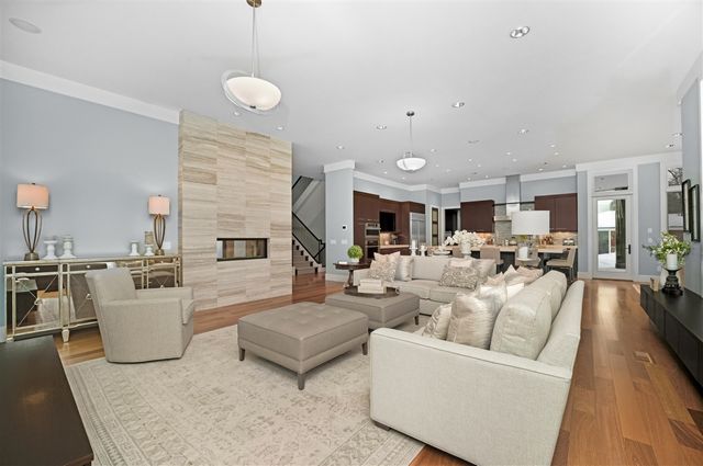 2323 Shelter Pointe Drive, Kalamazoo, MI 49008