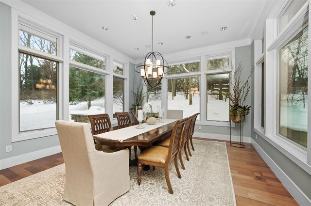 2323 Shelter Pointe Drive, Kalamazoo, MI 49008