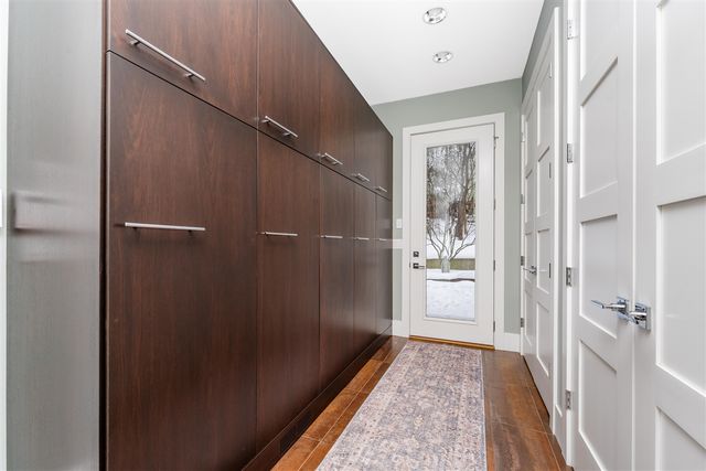 2323 Shelter Pointe Drive, Kalamazoo, MI 49008