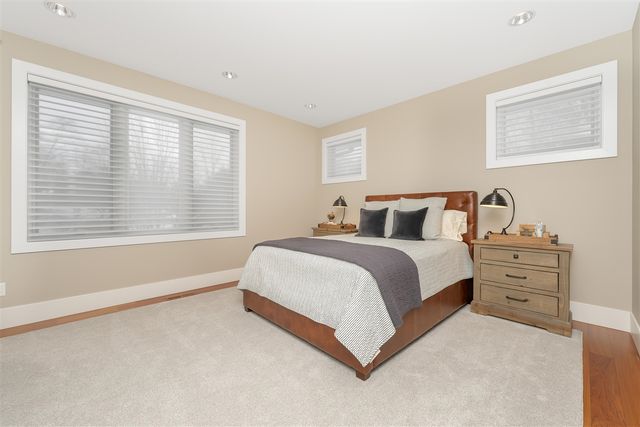 2323 Shelter Pointe Drive, Kalamazoo, MI 49008