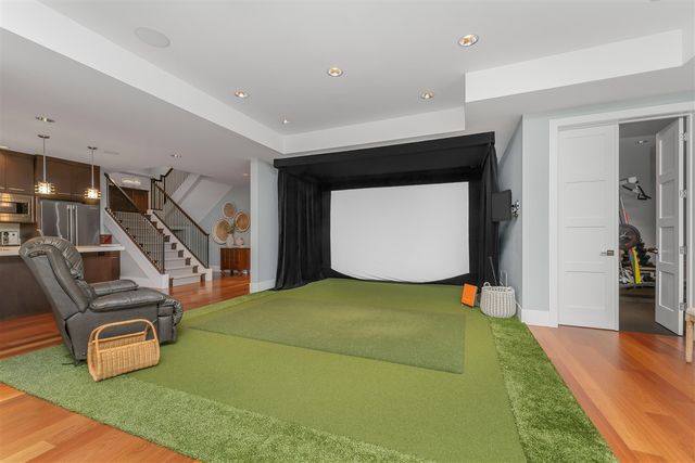 2323 Shelter Pointe Drive, Kalamazoo, MI 49008