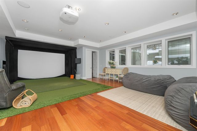 2323 Shelter Pointe Drive, Kalamazoo, MI 49008