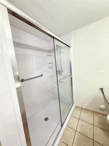 2901 Riverside Drive 102, Coral Springs, FL 33065