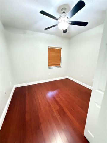 2901 Riverside Drive 102, Coral Springs, FL 33065