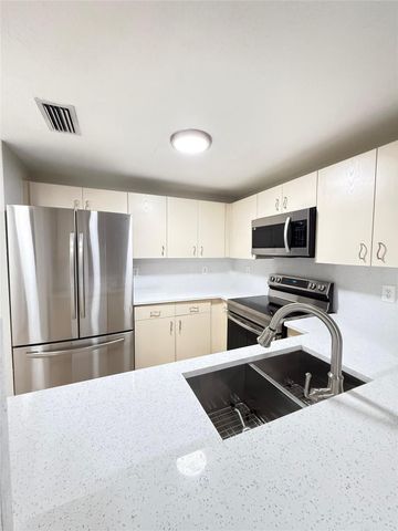 2901 Riverside Drive 102, Coral Springs, FL 33065