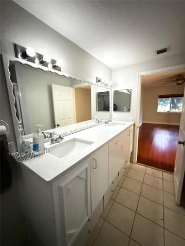 2901 Riverside Drive 102, Coral Springs, FL 33065
