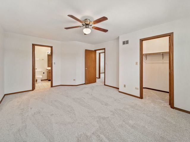 7537 W Wishing Well Drive, Frankfort, IL 60423