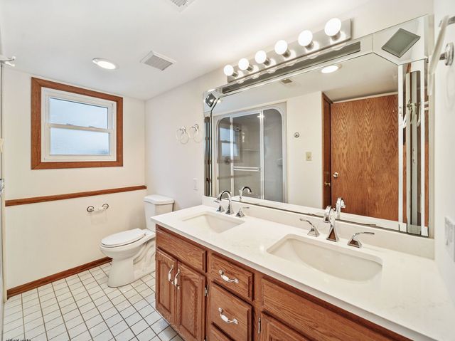 7537 W Wishing Well Drive, Frankfort, IL 60423