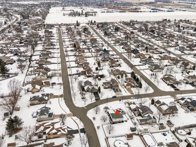 7537 W Wishing Well Drive, Frankfort, IL 60423