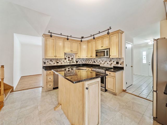 7537 W Wishing Well Drive, Frankfort, IL 60423