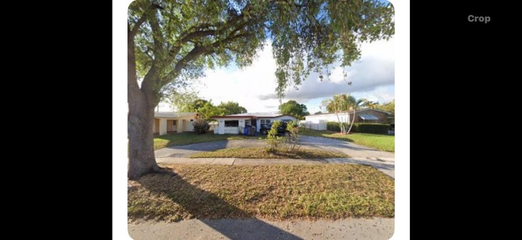 3450 NW 35th Street, Lauderdale Lakes, FL 33309