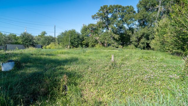 1126 Niagara Street, Houston, TX 77051