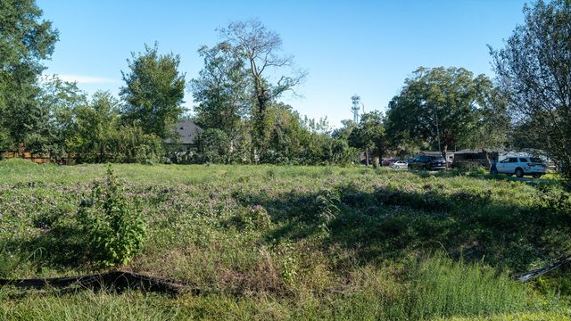 1126 Niagara Street, Houston, TX 77051