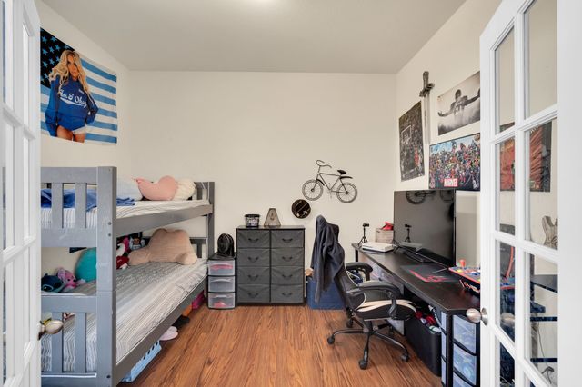 160 Berkshire Lane, Waxahachie, TX 75165